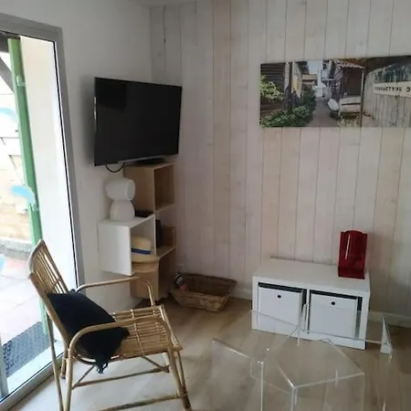 Holiday home Maisonnette Les Palombes Lacanau